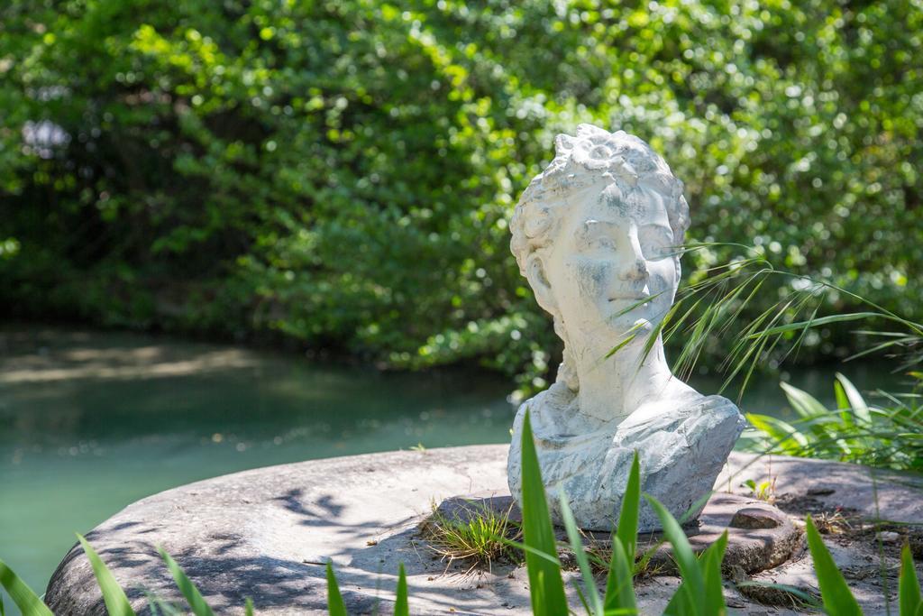 Hotel Domaine De Blanche Fleur Châteauneuf-de-Gadagne Zewnętrze zdjęcie
