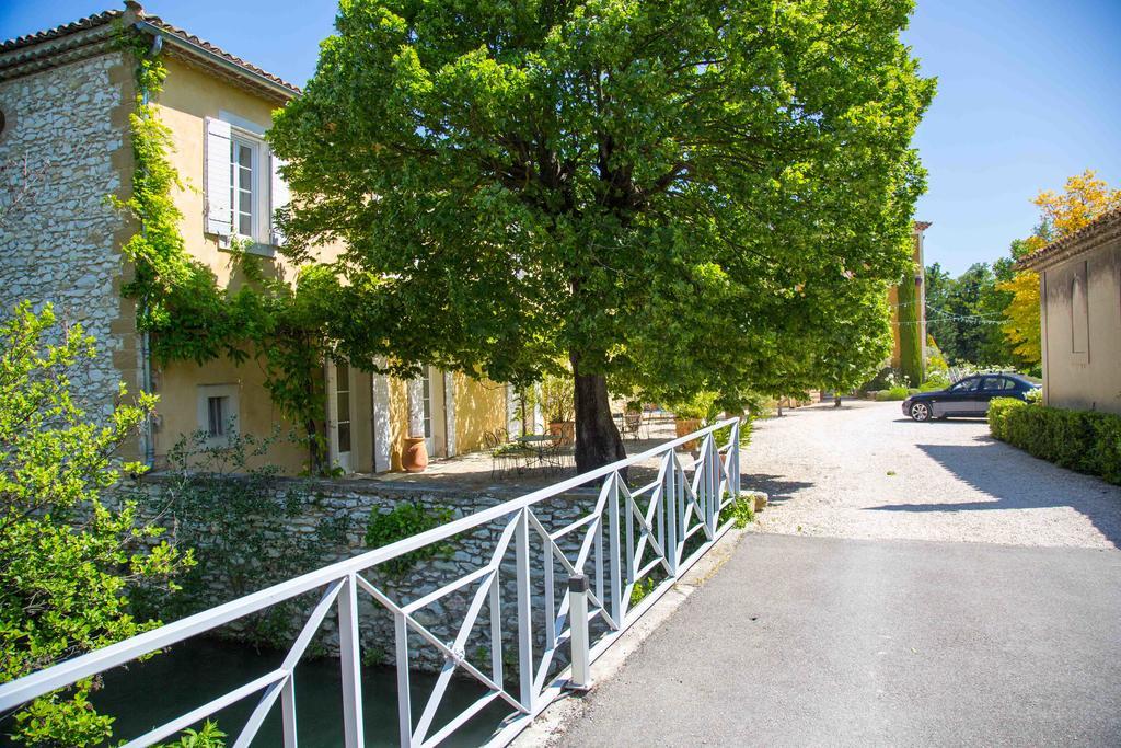 Hotel Domaine De Blanche Fleur Châteauneuf-de-Gadagne Zewnętrze zdjęcie